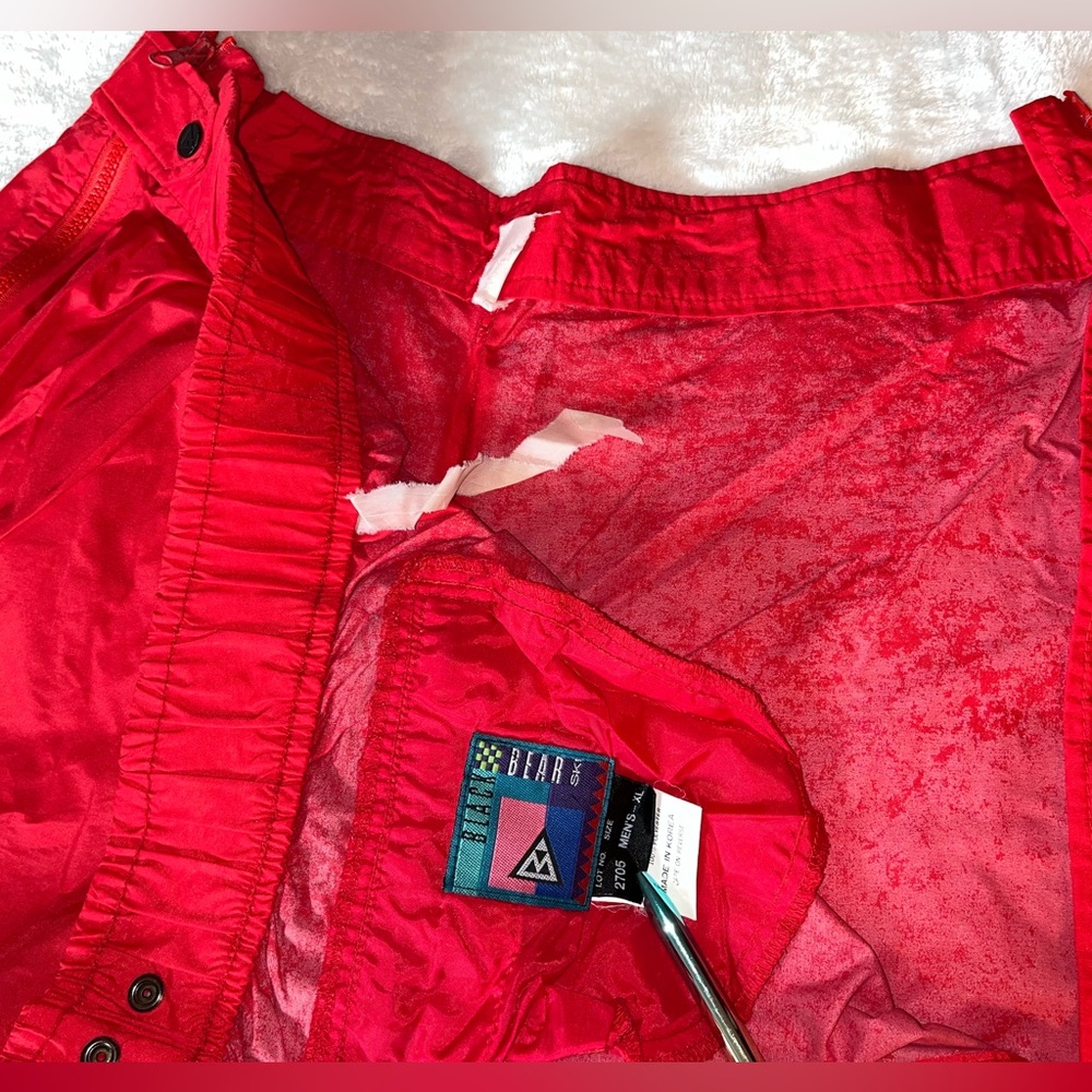 Vintage Black Bear Men Red Ski Pants Size XL Korea. Wait 17” Inseam 31” Rise 15” - Picture 5 of 7